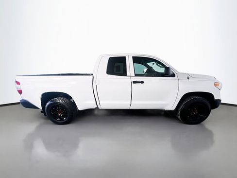 Used 2017 Toyota Tundra SR AWD/4WD image 9