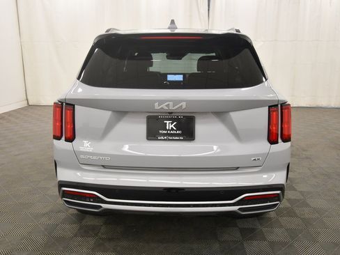 Certified 2023 Kia Sorento SX image 6