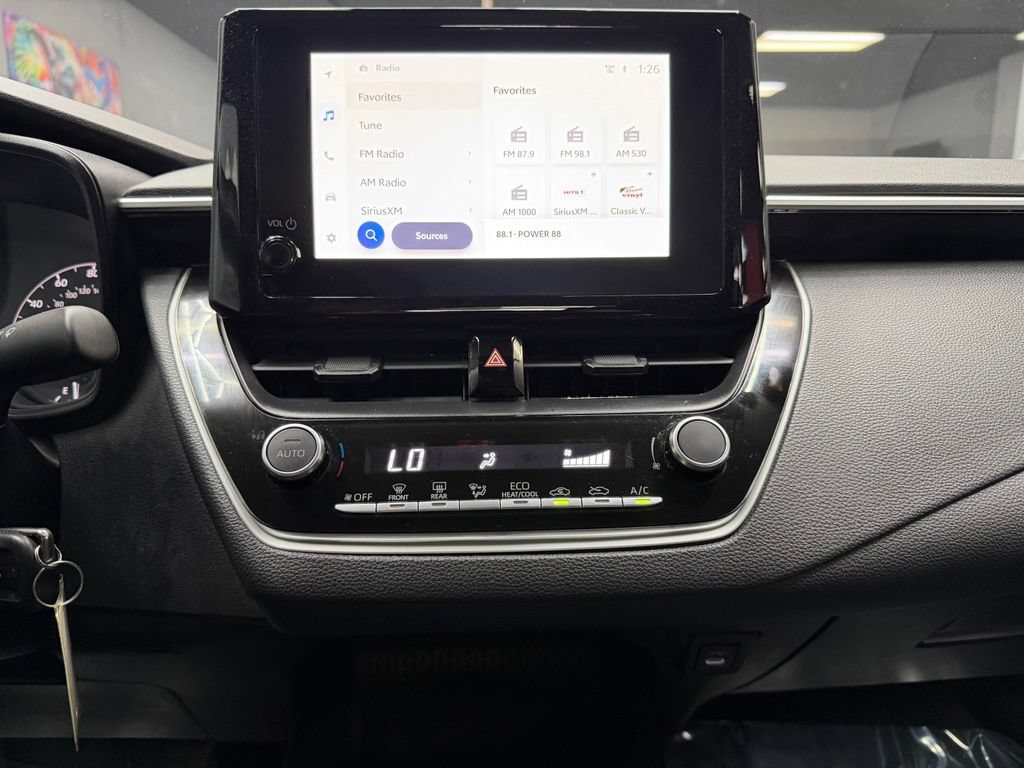 Used 2024 Toyota Corolla LE FWD image 24