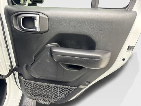 Used 2019 Jeep Wrangler Unlimited Sport S AWD/4WD image 41