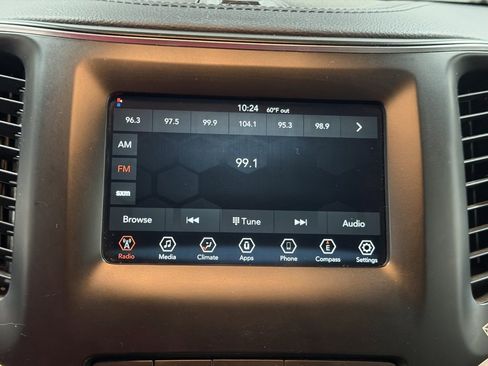 Used 2019 Jeep Cherokee Latitude Plus image 10