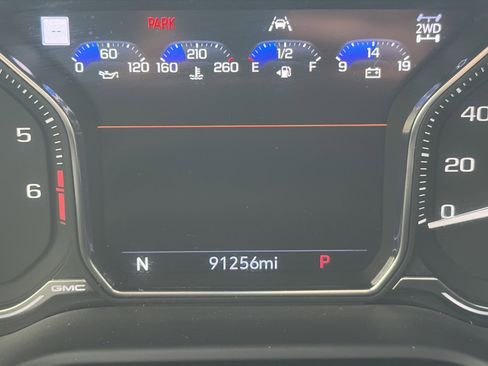 Used 2021 GMC Yukon Denali w/ LPO, Illumination Package image 28