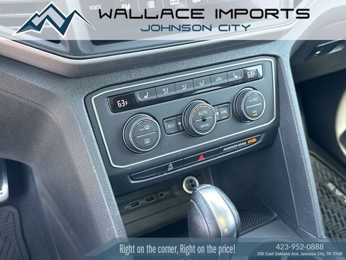 Used 2021 Volkswagen Atlas SE w/ Panoramic Sunroof Package FWD image 25