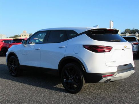 New 2025 Chevrolet Blazer LT image 4