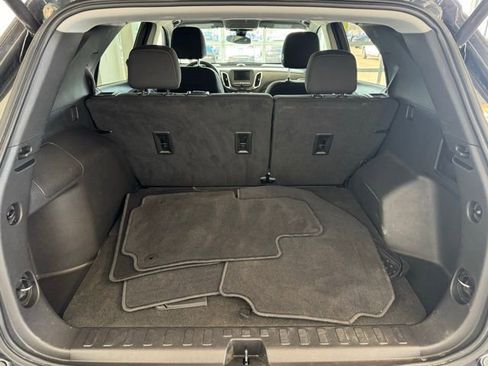 Used 2023 Chevrolet Equinox LT image 35