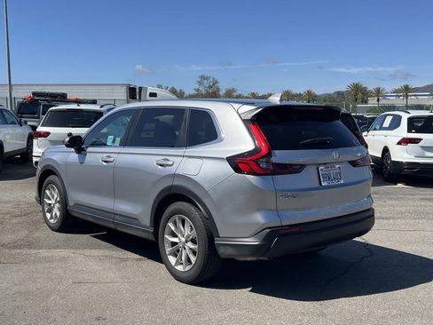 Used 2025 Honda CR-V EX image 3