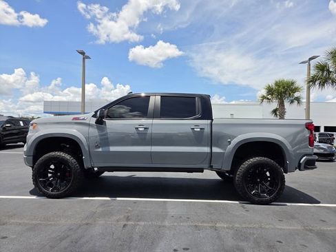 Used 2025 Chevrolet Silverado 1500 RST AWD/4WD image 3