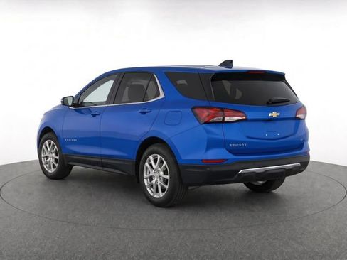 Used 2024 Chevrolet Equinox LT FWD image 5