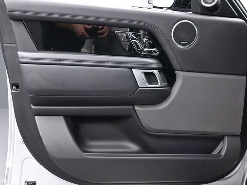 Used 2020 Land Rover Range Rover HSE AWD/4WD image 9