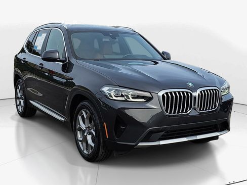 Used 2023 BMW X3 sDrive30i w/ Premium Package RWD image 2