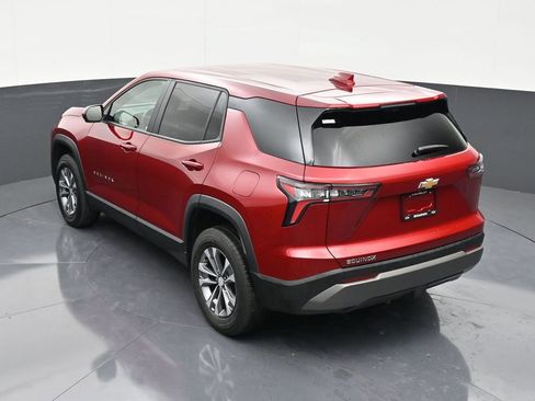Used 2025 Chevrolet Equinox LT w/ Safety and Technology Package FWD image 14