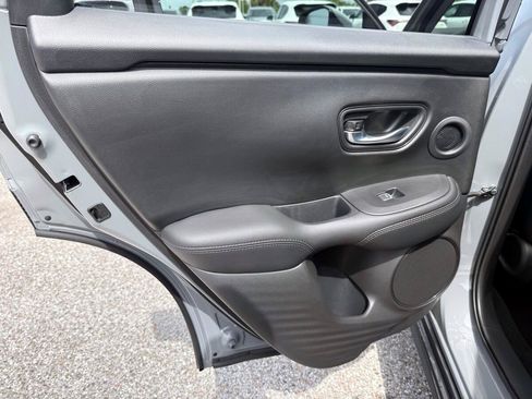 Used 2025 Acura ADX FWD image 11