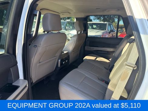 Used 2020 Ford Expedition XLT w/ Equipment Group 202A RWD image 3