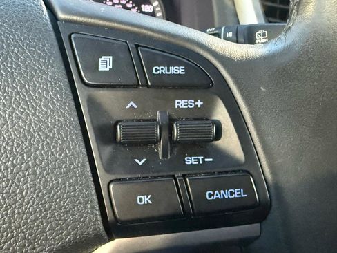 Used 2017 Hyundai Tucson SE Plus AWD/4WD image 13