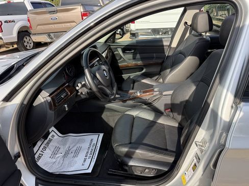 Used 2011 BMW 335i Sedan RWD image 7