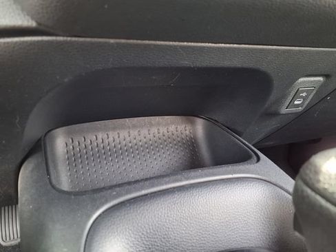 Used 2024 Toyota Corolla LE FWD image 33
