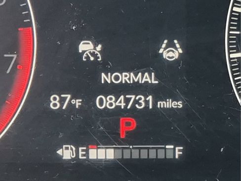 Used 2024 Honda CR-V LX image 10