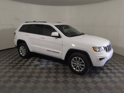 Used 2021 Jeep Grand Cherokee Laredo X RWD image 11