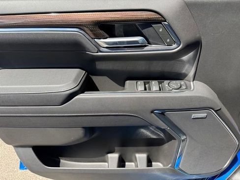 New 2025 Chevrolet Silverado 1500 RST w/ Convenience Package II AWD/4WD image 20