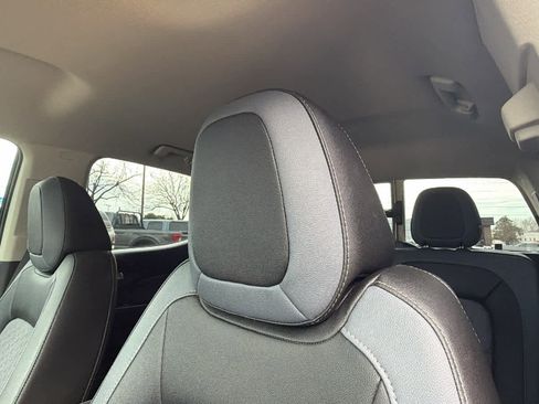 Used 2019 Chevrolet Colorado Z71 image 11