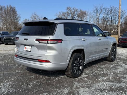 New 2026 Jeep Grand Cherokee L Limited AWD/4WD image 2