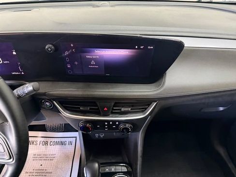 Used 2024 Buick Encore GX Preferred FWD image 24