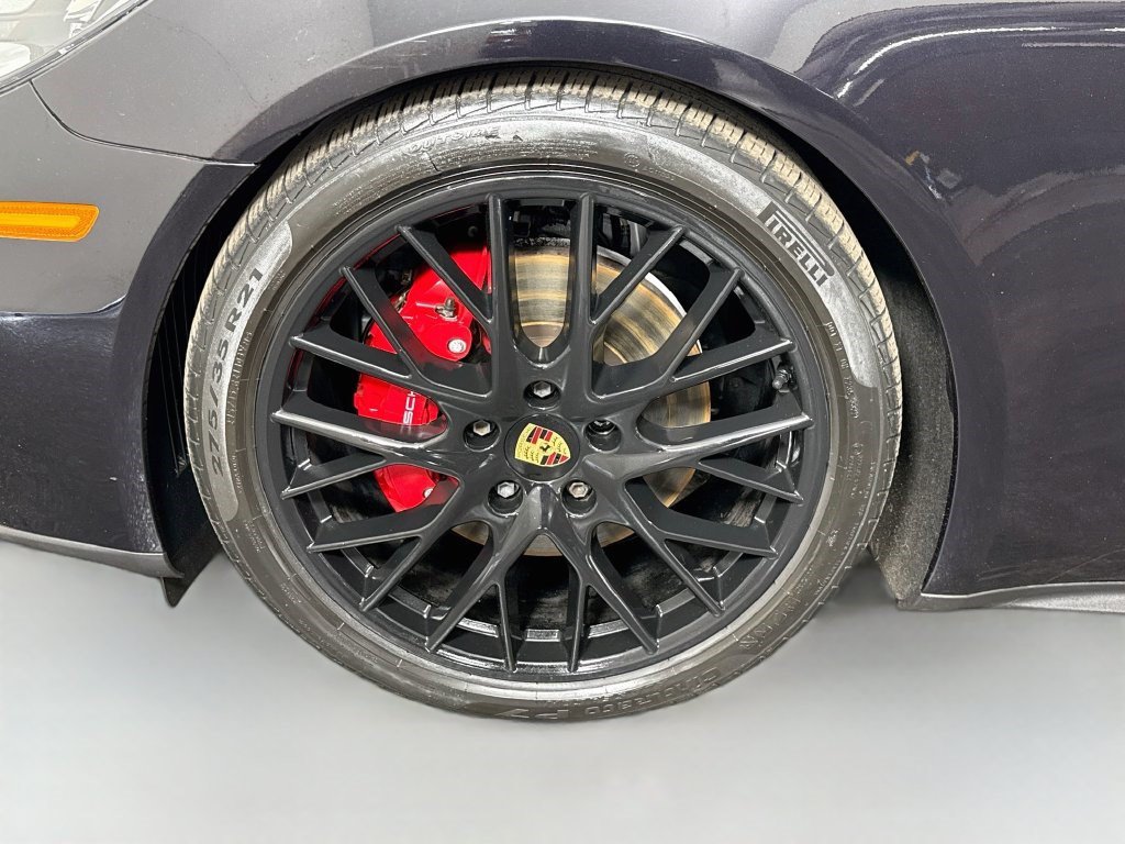 Used 2023 Porsche Panamera 4S w/ Premium Package AWD/4WD image 37