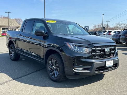 Used 2024 Honda Ridgeline Sport image 5