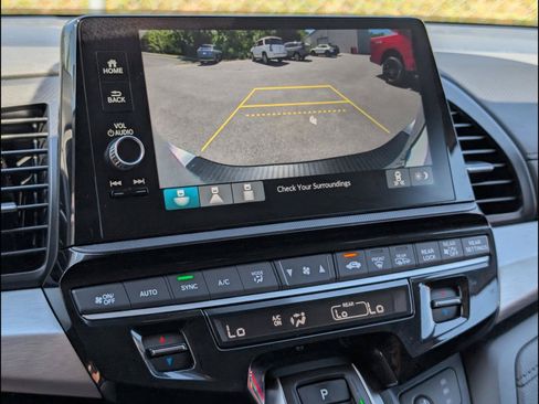 Certified 2025 Honda Odyssey EX-L image 12
