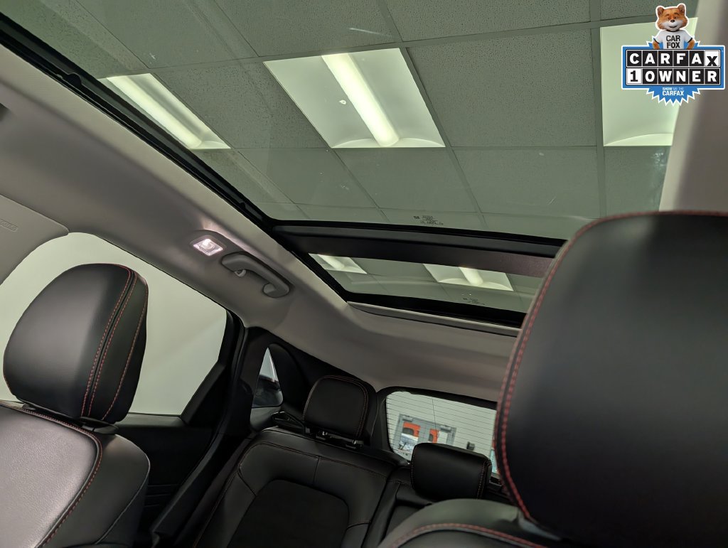 Certified 2022 Ford Escape SEL w/ SEL Stealth AWD Package image 24