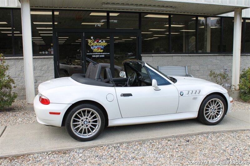 Used 2001 BMW Z3 3.0i RWD image 19