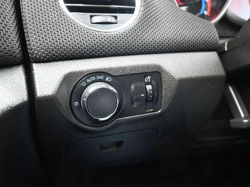 Used 2015 Chevrolet Cruze LT FWD image 24