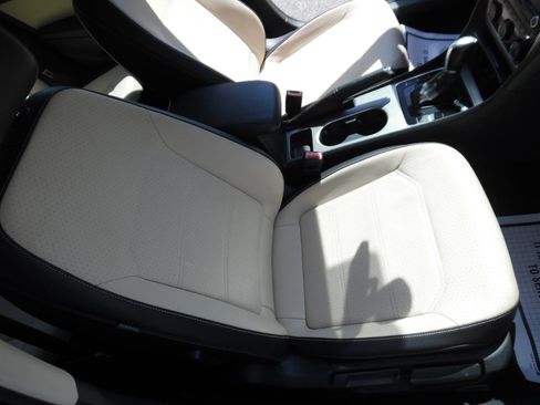 Used 2015 Volkswagen Passat TDI SE FWD image 23