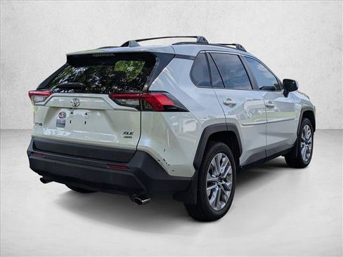 Used 2021 Toyota RAV4 XLE Premium AWD/4WD image 5