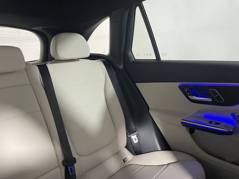New 2026 Mercedes-Benz GLC 300 image 15