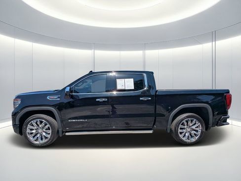 Used 2023 GMC Sierra 1500 Denali w/ Denali Reserve Package AWD/4WD image 7