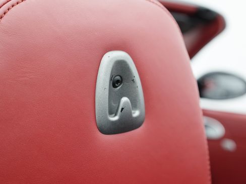 Used 2009 Porsche 911 Cabriolet image 24
