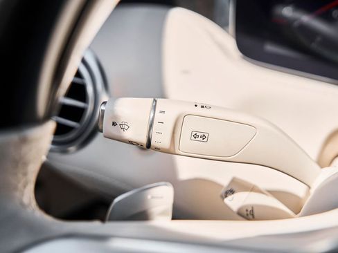 Used 2020 Mercedes-Benz S 560 4MATIC Coupe image 47
