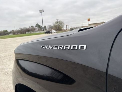 Used 2023 Chevrolet Silverado 1500 W/T w/ WT Value Package image 8