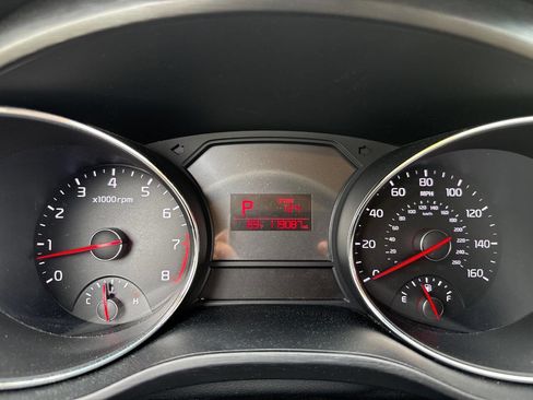 Used 2016 Kia Sedona LX FWD image 27