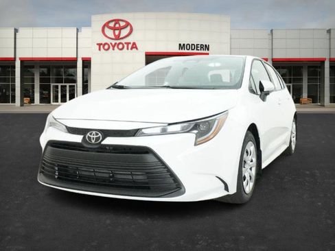 New 2026 Toyota Corolla LE image 4