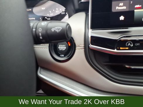 New 2026 Jeep Compass Limited image 15