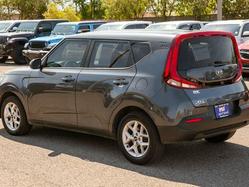 Used 2021 Kia Soul S FWD image 7