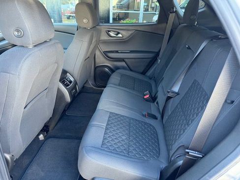 Used 2020 Chevrolet Blazer LT FWD image 17