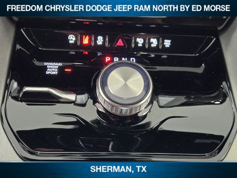 New 2026 Jeep Grand Wagoneer L 4WD image 16