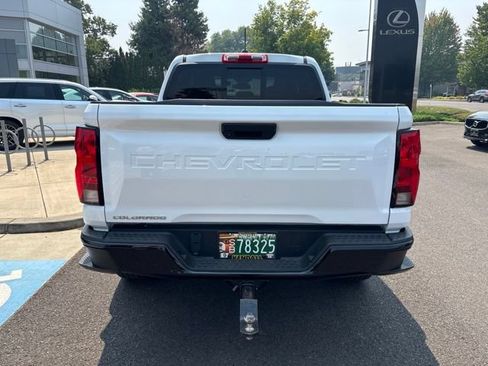 Used 2024 Chevrolet Colorado Trail Boss w/ Advanced Trailering Package AWD/4WD image 7