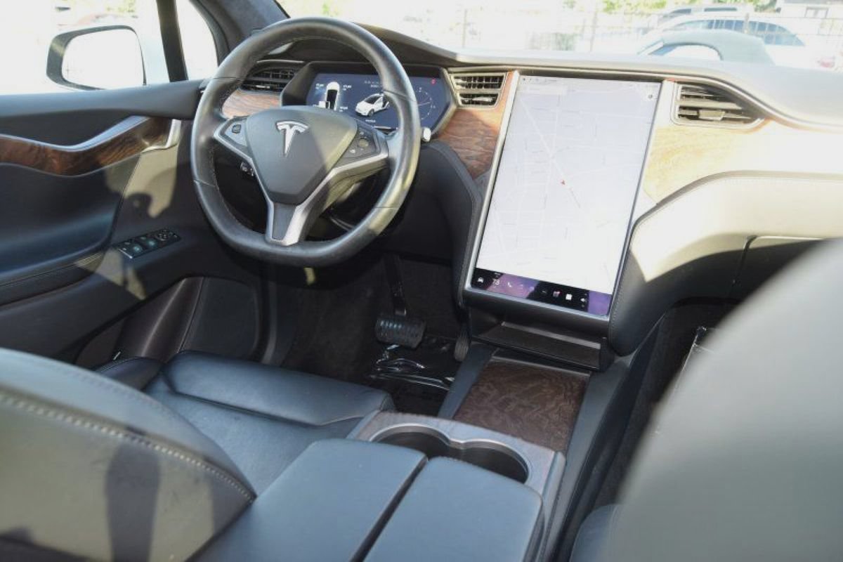 Used 2019 Tesla Model X 100D AWD/4WD image 28
