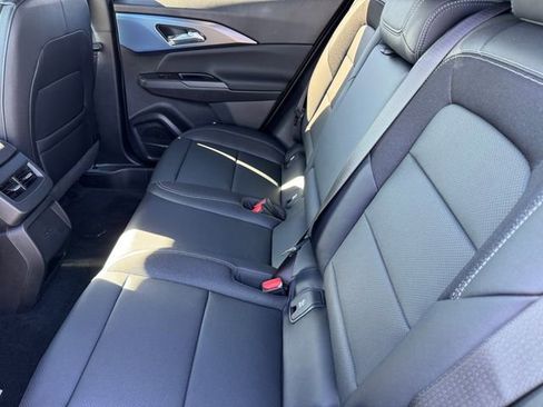 New 2026 Chevrolet Equinox EV LT image 9