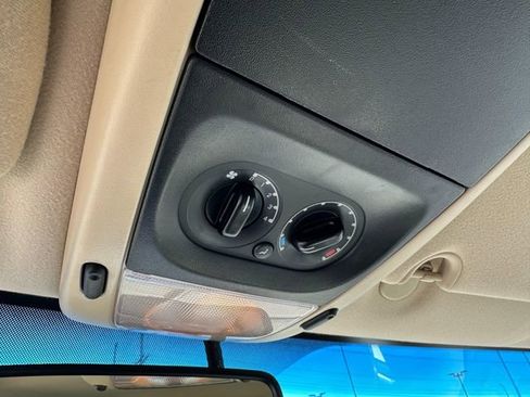 Used 2010 Mercury Mountaineer AWD image 17