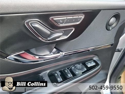 New 2024 Lincoln Corsair Reserve w/ Equipment Group 202A FWD image 11